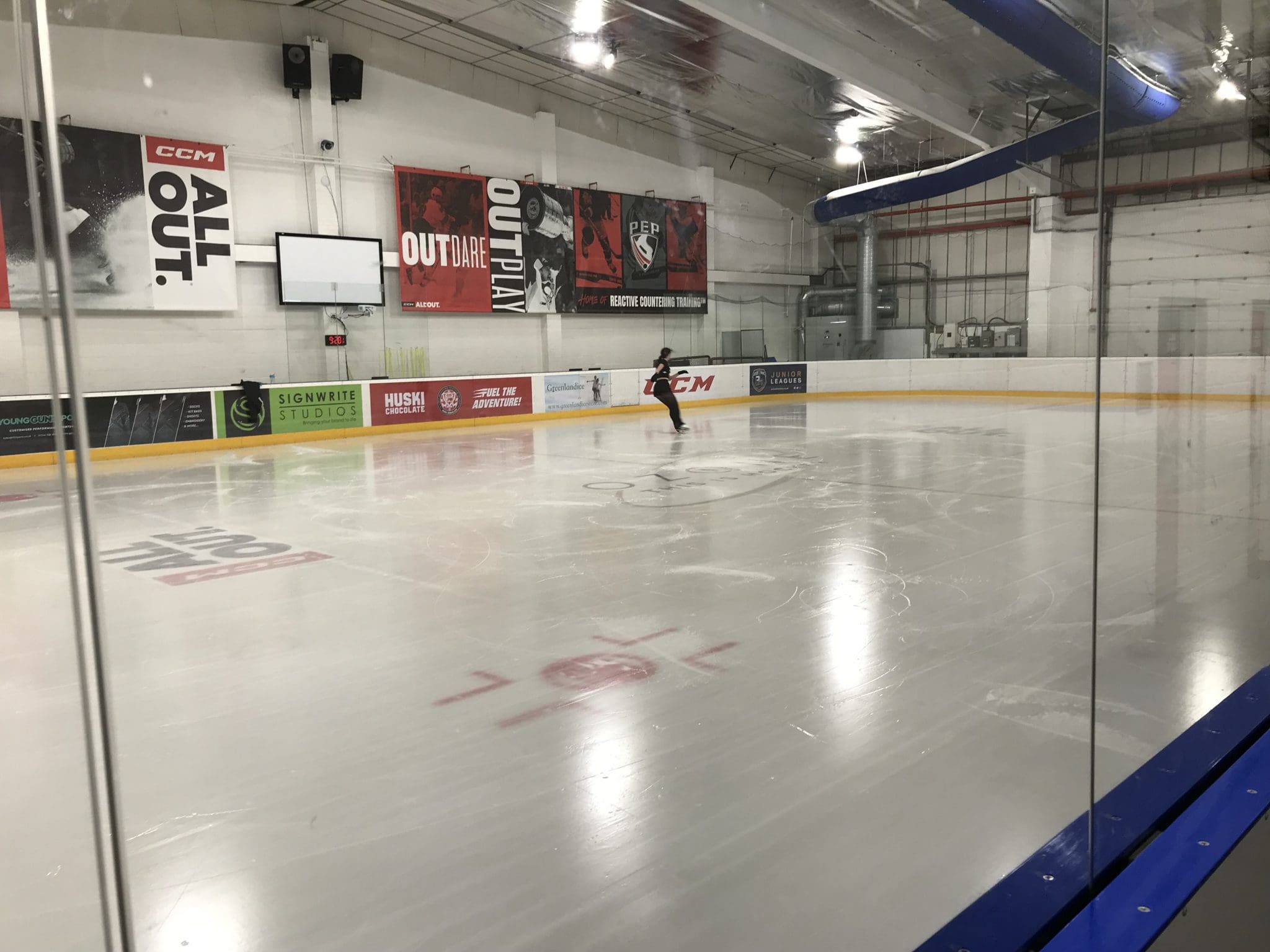 Bracknell BID Meet Your Neighbour Business Breakfasts Ozone Ice Rink